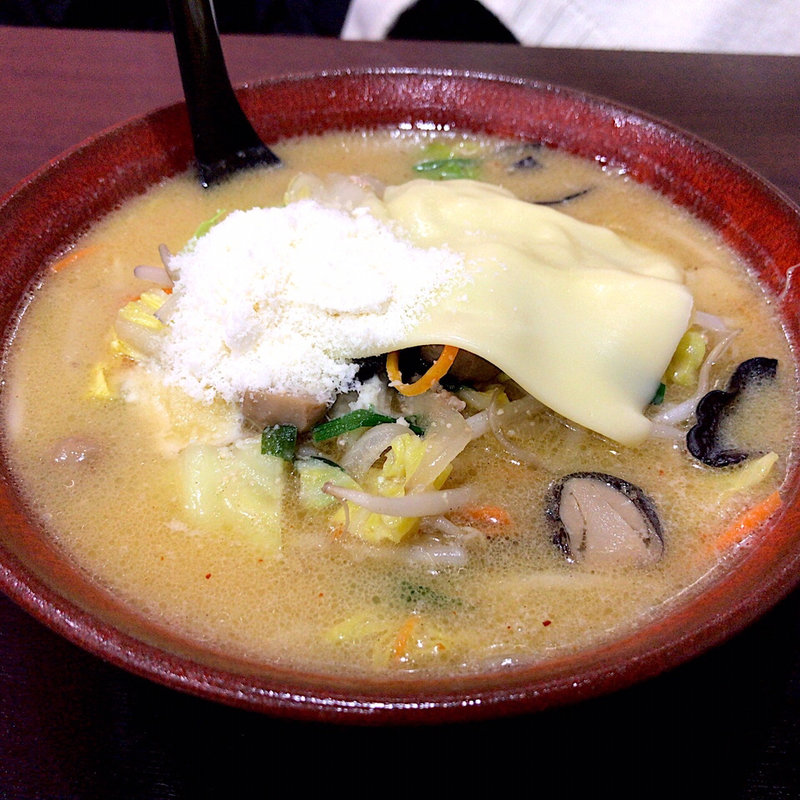 チーズ味噌ラーメン(ラーメン渓流 山形駅前店)