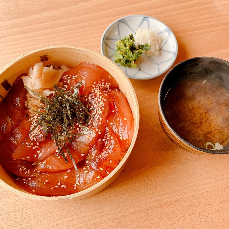 まぐろのてこね寿司(海老丸 )