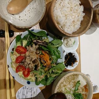 鮭といくらの親子ごはん(こめらく 贅沢な、お茶漬け日和。 ルミネエスト新宿店)