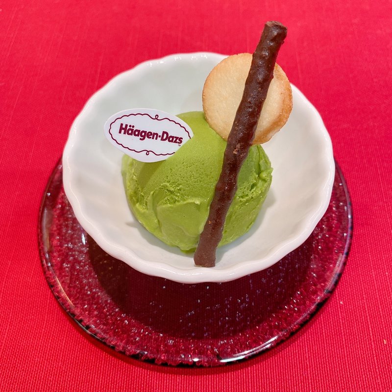 ハーゲンダッツ　グリーンティ(まん乃)