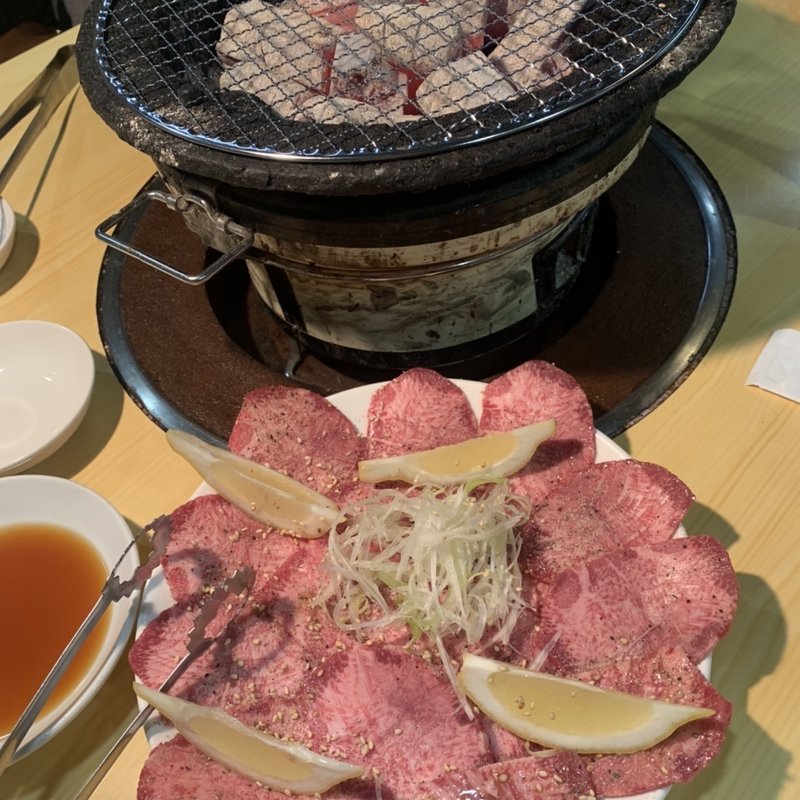 牛タン(炭火焼肉たじま)