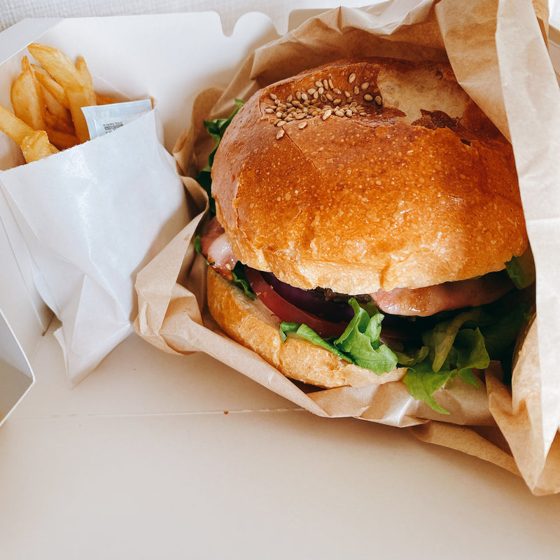 カリフォルニアアボカドバーガー (EAST WOOD)