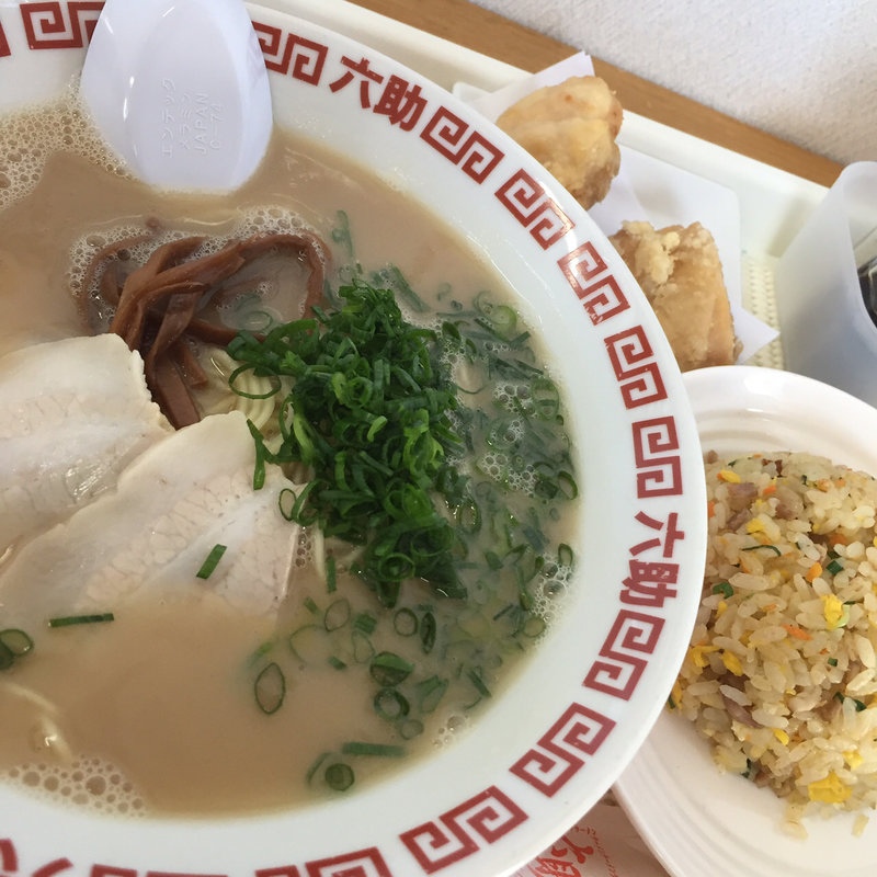 特徳セット(かがわラーメン六助)