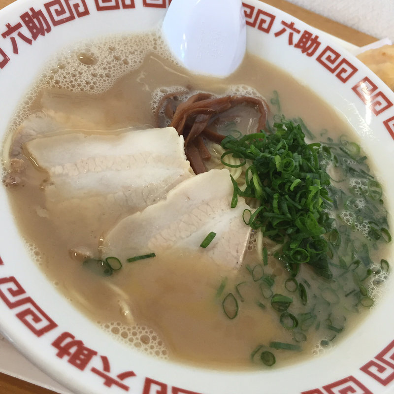 ラーメン(かがわラーメン六助)