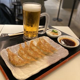 ビールセット(ぎょうざ処 亮昌 京都タワーサンド店)