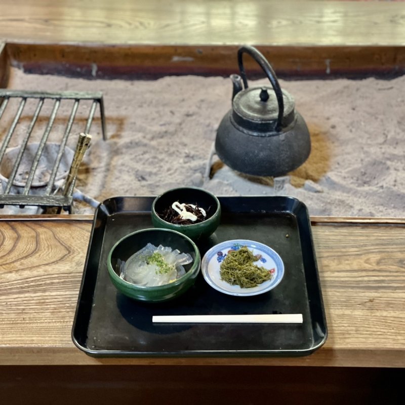 心太、ひじきマヨネーズ、めかぶ(見須商店 )