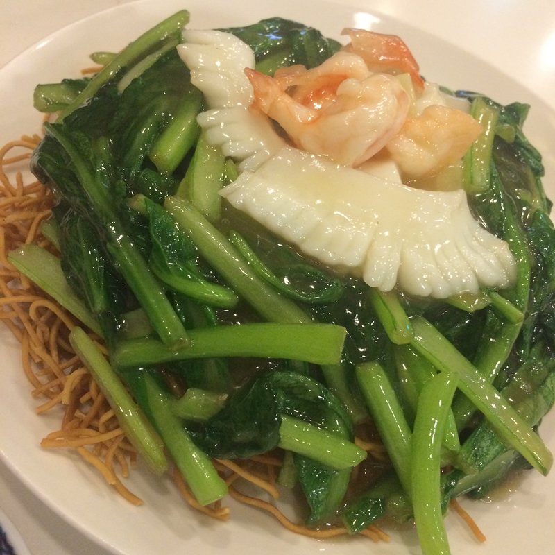 三種の魚介類の焼きそば（ハード）(神戸元町別館牡丹園 （コウベモトマチベッカンボタンエン）)