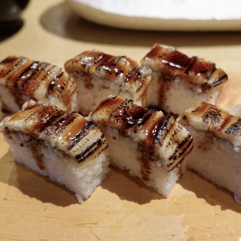 あなご押し寿司(魚河岸 丸天 魚河岸店)