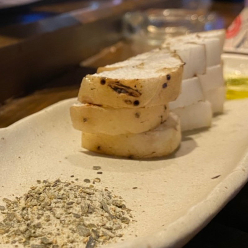 山芋(スズメバチ)