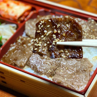 ロース弁当（テイクアウト）(焼肉 まんぷく苑 )