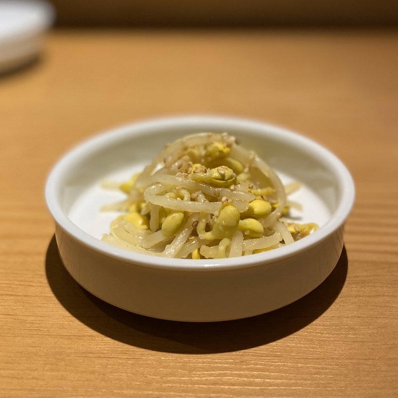 お通し(もやしナムル)(コリアンダイニング スラ)