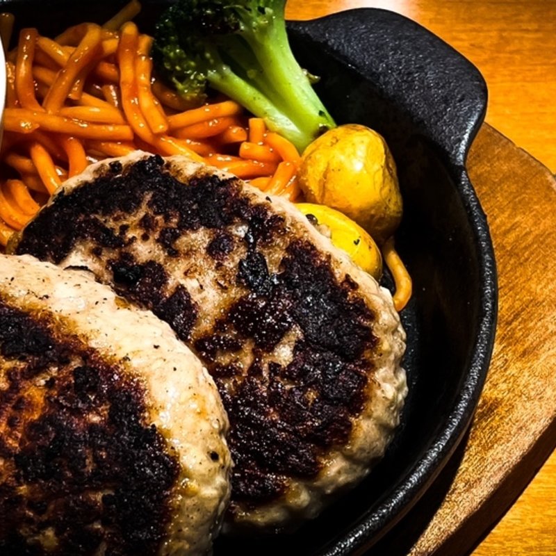 チーズインハンバーグ(ハマバーグ ヨドバシ横浜店)