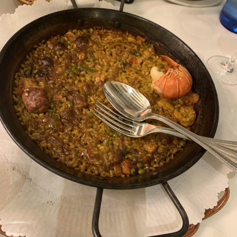 海鮮パエリア(スペインのレストラン)