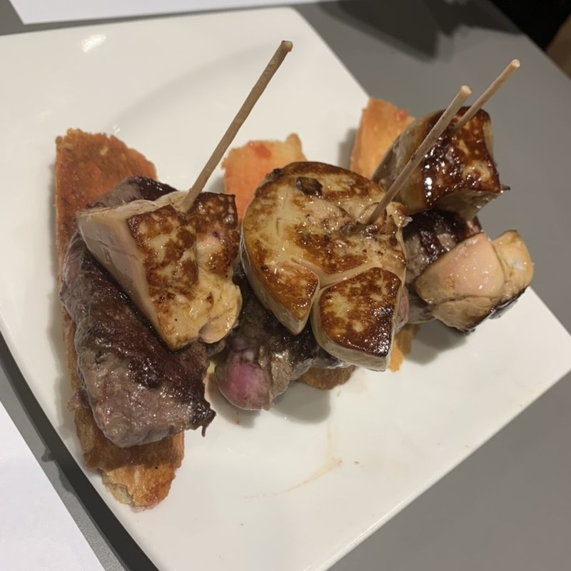 ピンチョス(スペインのレストラン)