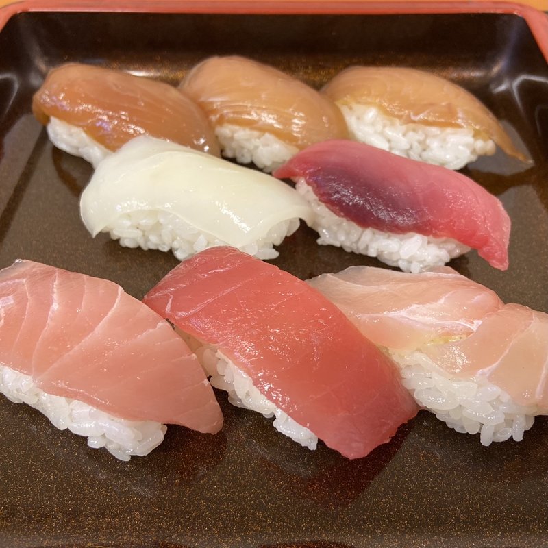 カメ入り小笠原寿司(島寿司)