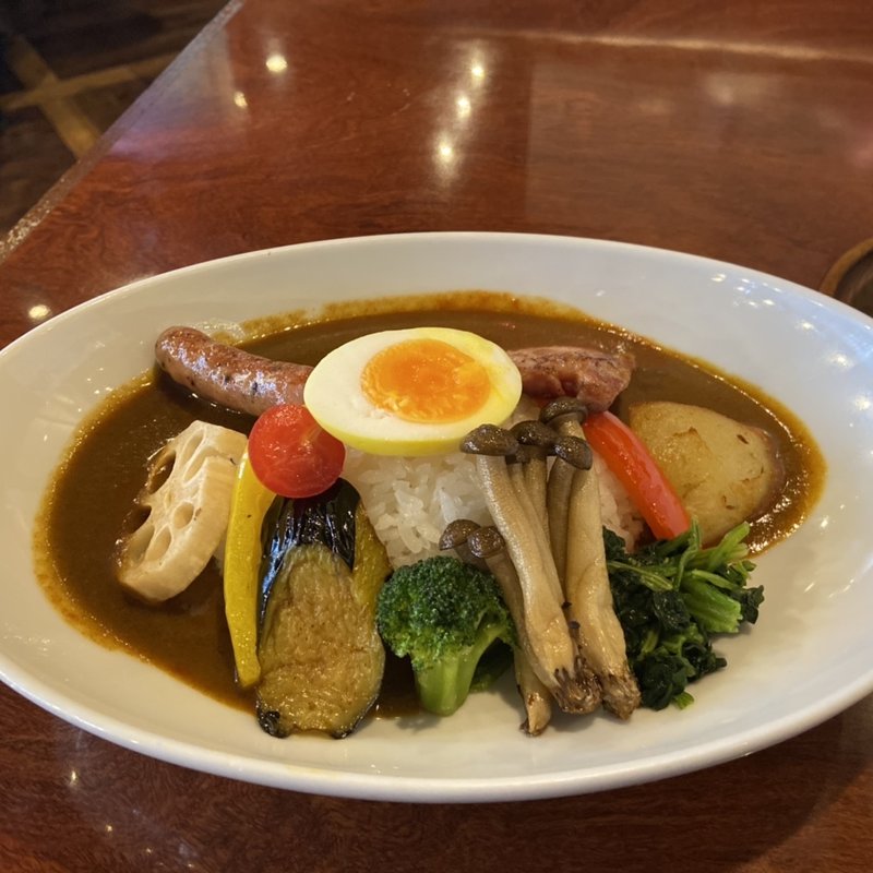 よくばりカレー(咖喱とカレーパン 天馬 青山店)