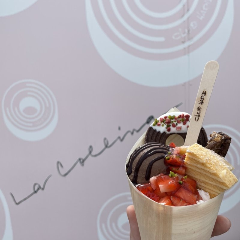 オールスターパフェ(ラ・コリーナ 近江八幡店 （La Collina）)