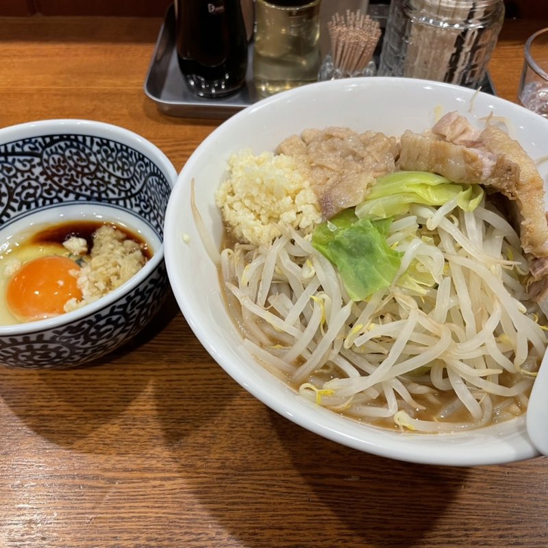 ラーメン（麺200g）(ラーメンまぜそば黄ぶた伝説)