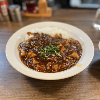麻婆丼(餃子と中華 豆点)