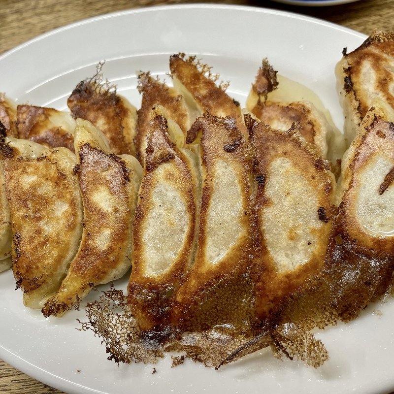餃子(にんにくとカレー)(餃子荘ムロ)