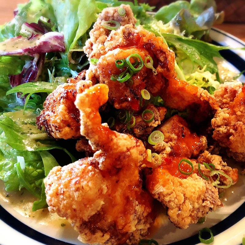 桜島鶏もも肉の唐揚げチリソース(bistro nest)