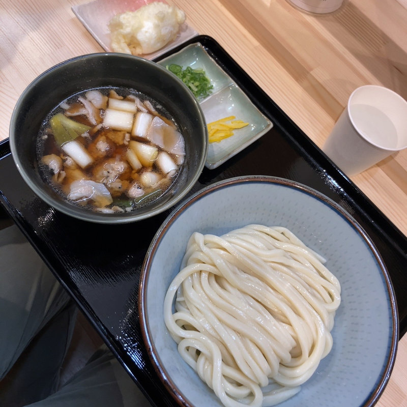 冷たい肉讃岐うどん(肉讃岐 甚三うどん)