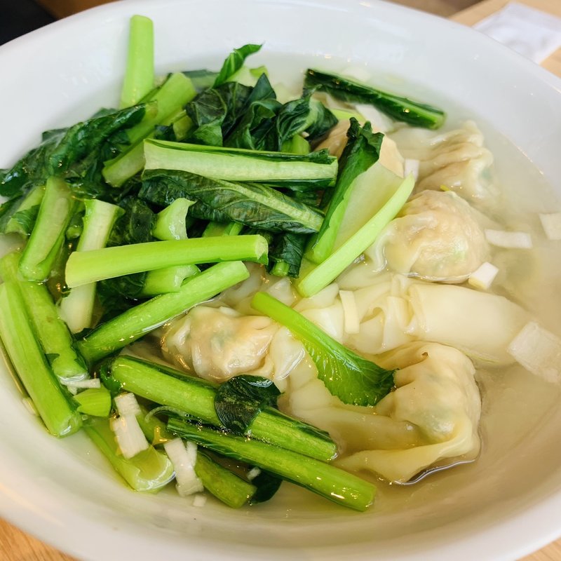 雲呑麺(新荘園アキバトリム店)