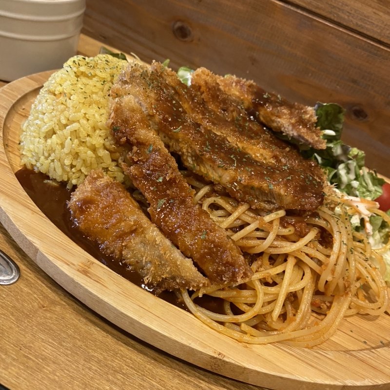 トルコライス(肉バル シズル)