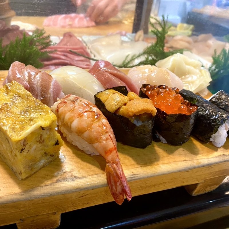 特上寿し(かわなみ鮨)