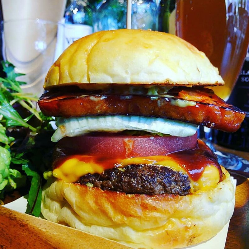 BLTチーズバーガー(umbrella RiB)