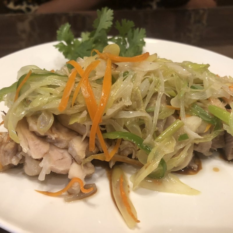 蒸し鶏(中華料理 沁香園 )