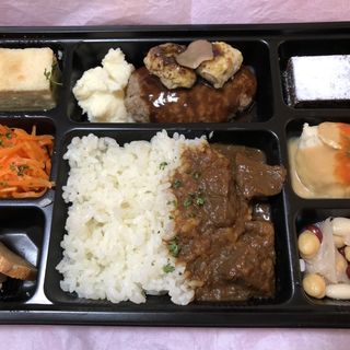 フランス料理フルコース膳(パリのワイン食堂)