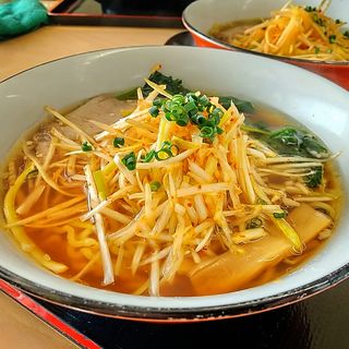 ネギラーメン醤油(麺屋 桃太郎)