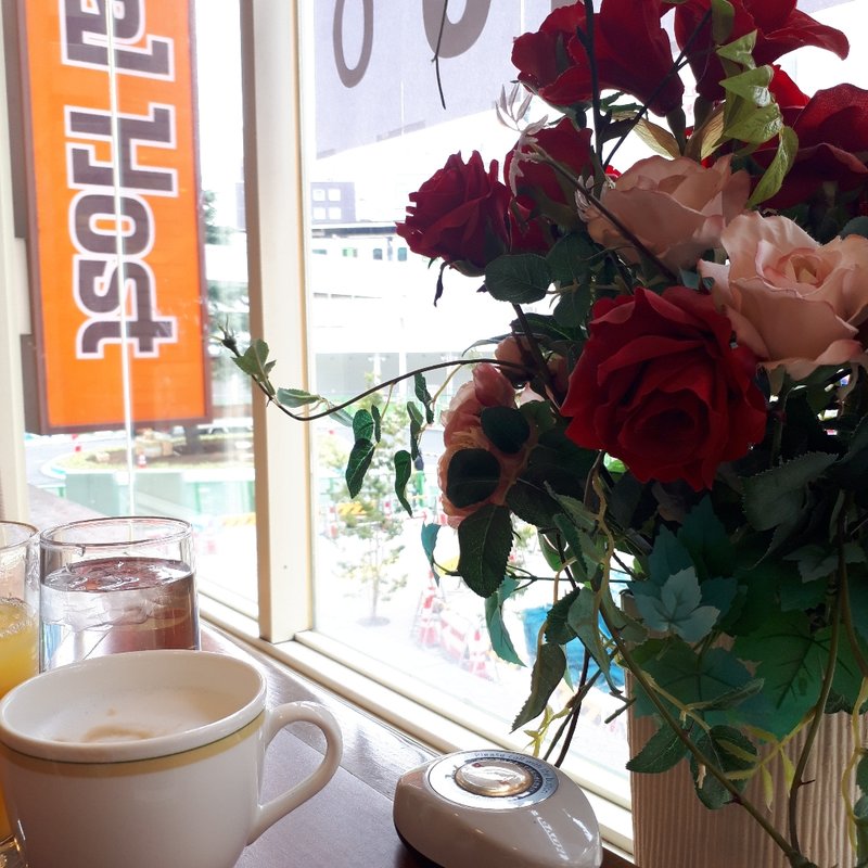 モーニングセット　ドリンクバー付け(ロイヤルホスト)