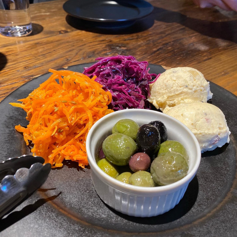 野菜タパス3種盛り合わせ(bistro & grill me at park)