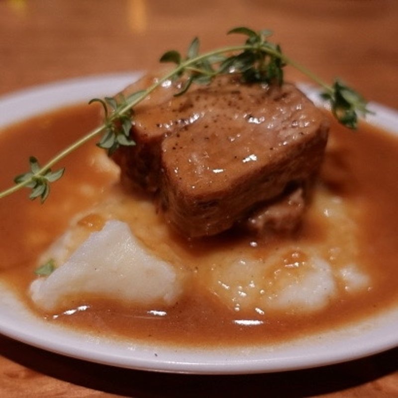 豚バラのSAKURA煮込み(クラフトビアマーケット 神保町店 （CRAFT BEER MARKET）)