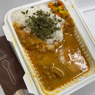 ジンジャーチキンカレー(まるよこ食堂)