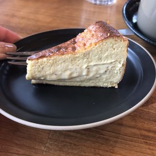 ピスタチオチーズケーキ(ハーフ)