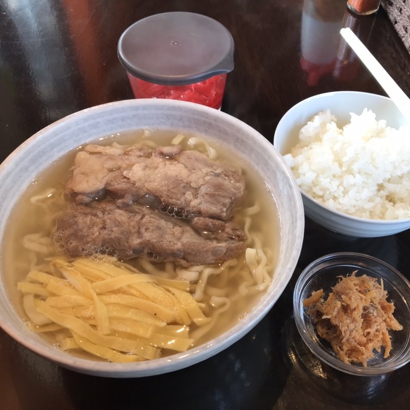 ソーキそば(沖縄TACOS くくる)