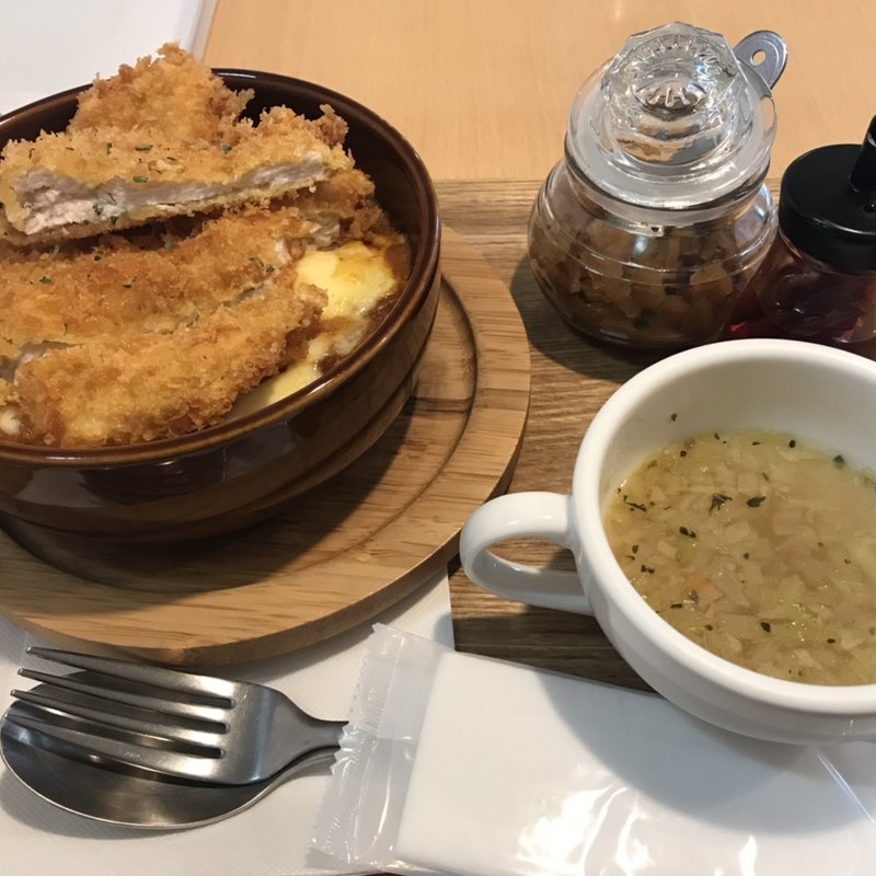 焼きチキンカツカレー(カフェ マル （Cafe Maru）)