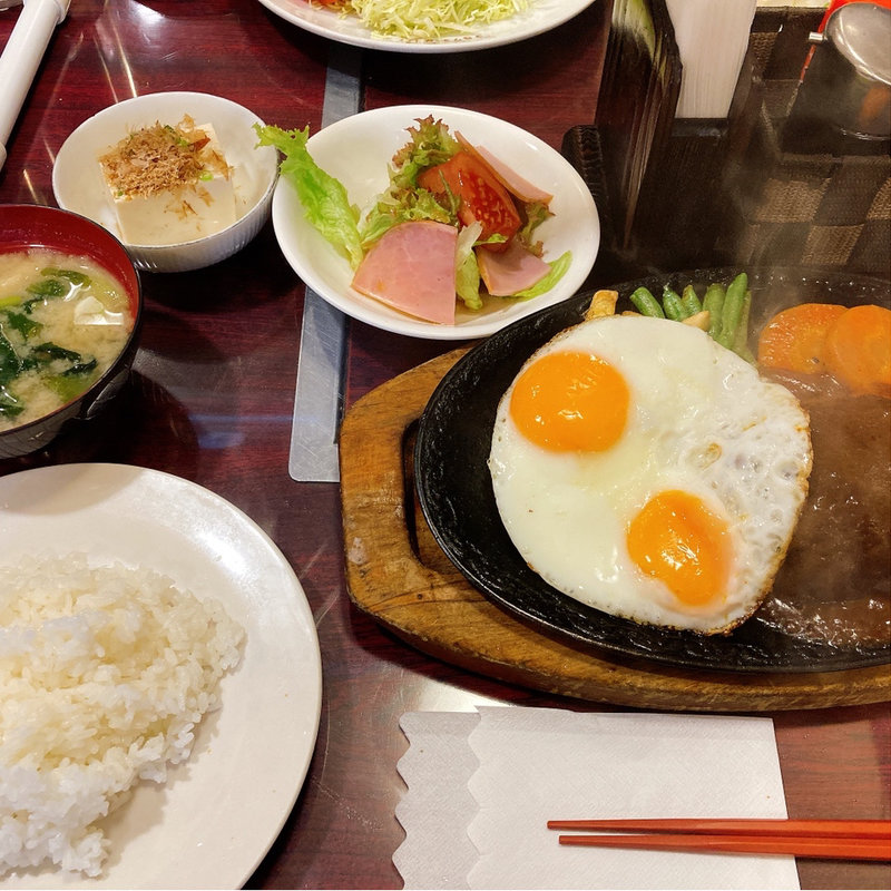 ハンバーグ(シャトレ)