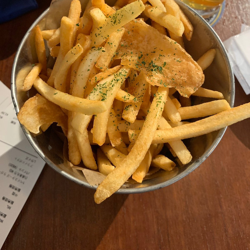フライドポテト(CRAFT BEER DINING &9)