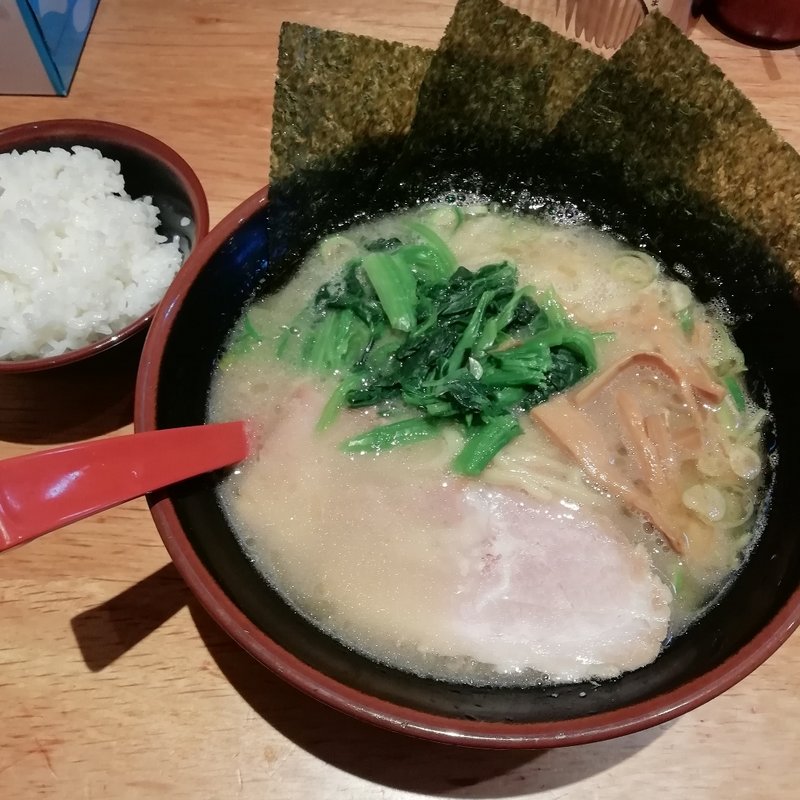 豚骨しょうゆラーメン(大館家)