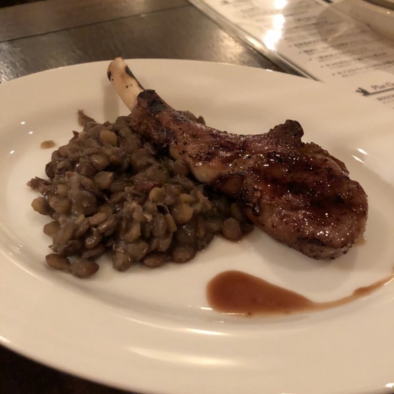 NZ産骨付き仔羊の直火焼き(BOUCHON （ブウション）)