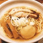らーめんmacro(煮玉子トッピング)(人類みな麺類東京本店)