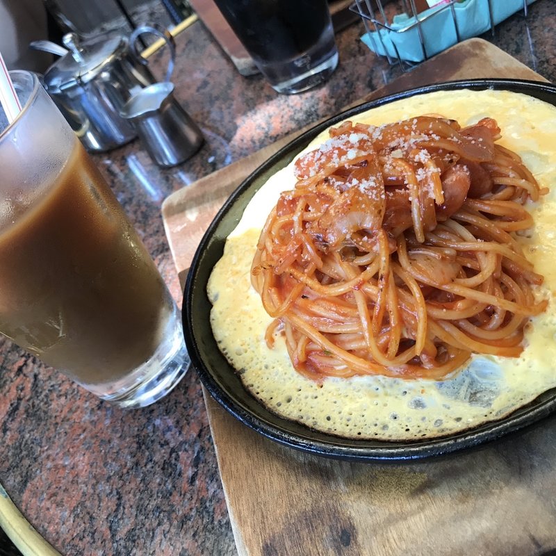 (カフェ タナカ)