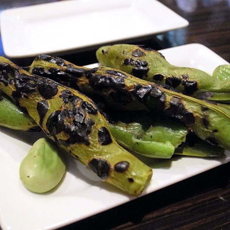 焼きそら豆(もつ焼き おやじぃ)