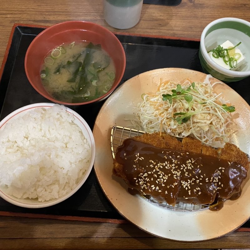 味噌かつ定食(セルフ定食屋 よつ葉 万代店)