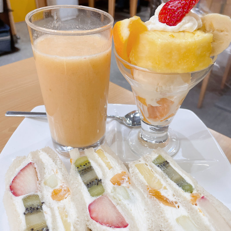 ミニパフェセット(フルーツパーラー　やおいそ)