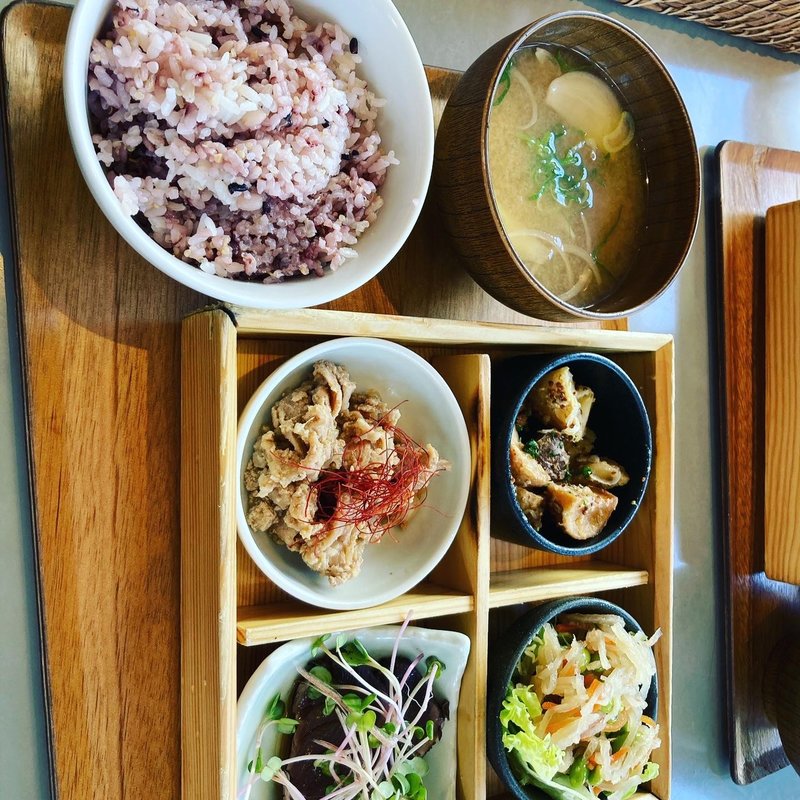 ランチ(バランス食堂＆カフェ アスショク)